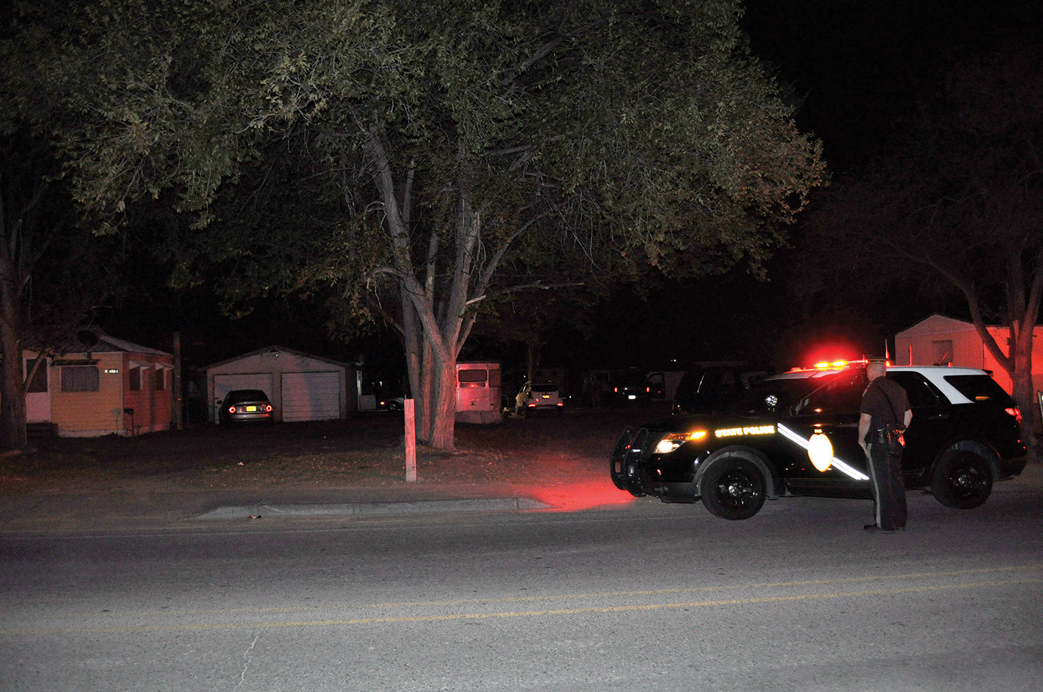 cops DEA Raid in Esp --- Color Adjusted RGB.jpg